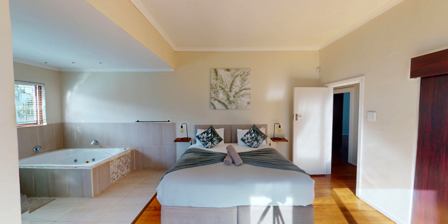 5 Bedroom Property for Sale in Mill Park Eastern Cape